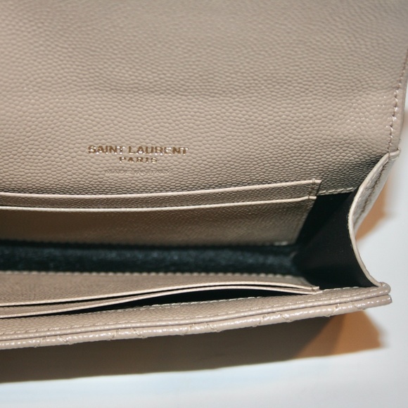 New YSL Saint Laurent Monogram Matelasse Envelope Wallet - Picture 3 of 6
